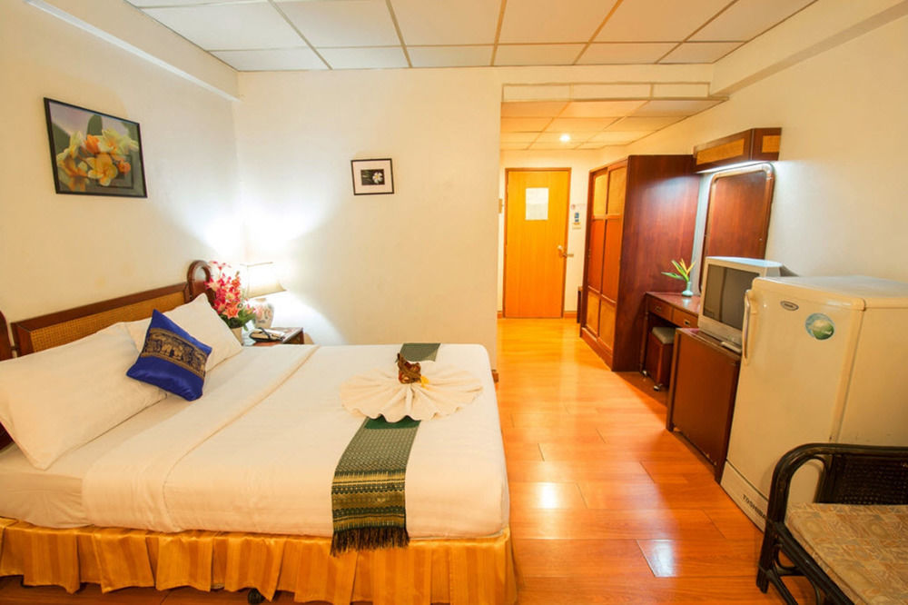 Boss Suites Pattaya Exterior foto